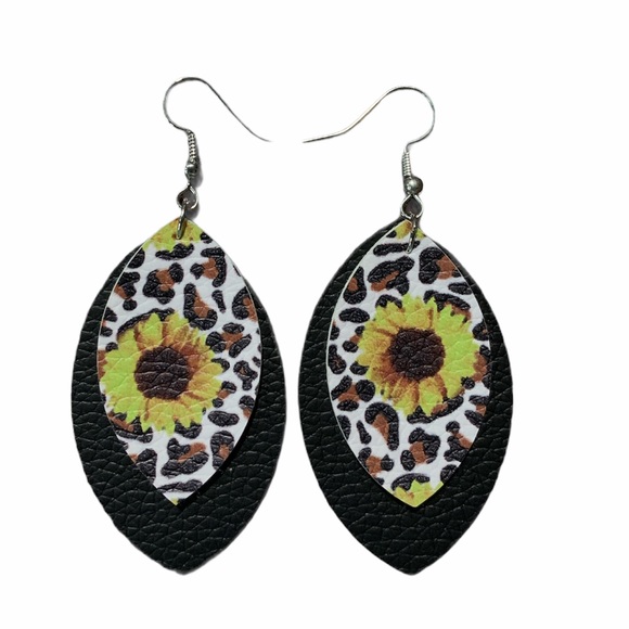 Jewelry - 🌻3 for$12 🖤Faux Leather Dangle Earrings
